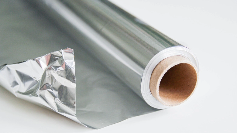 Aluminum foil for delicate baking